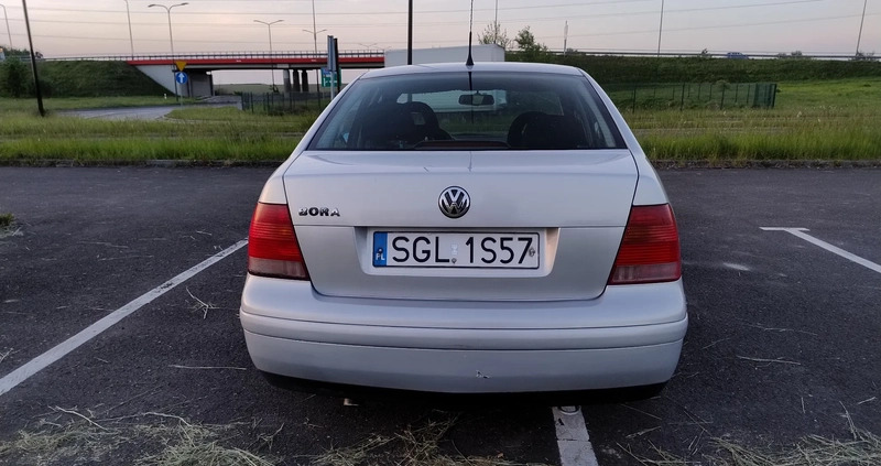 Volkswagen Bora cena 8900 przebieg: 261800, rok produkcji 1999 z Knurów małe 191